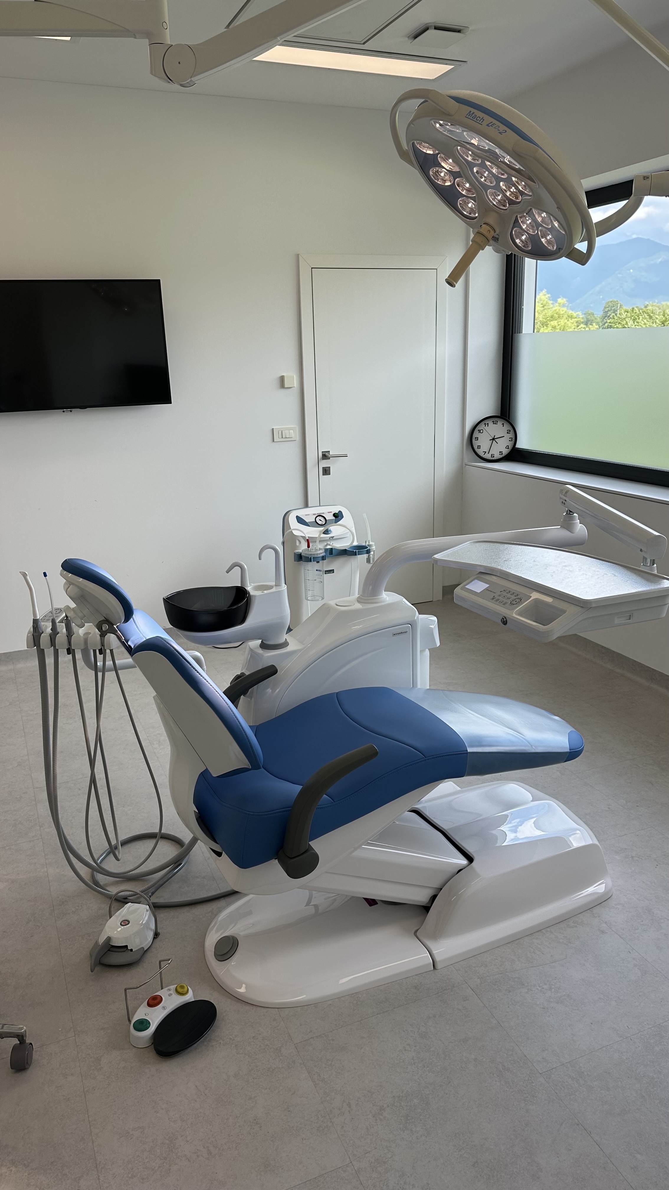 Simple & Smart za oralno kirurgijo 