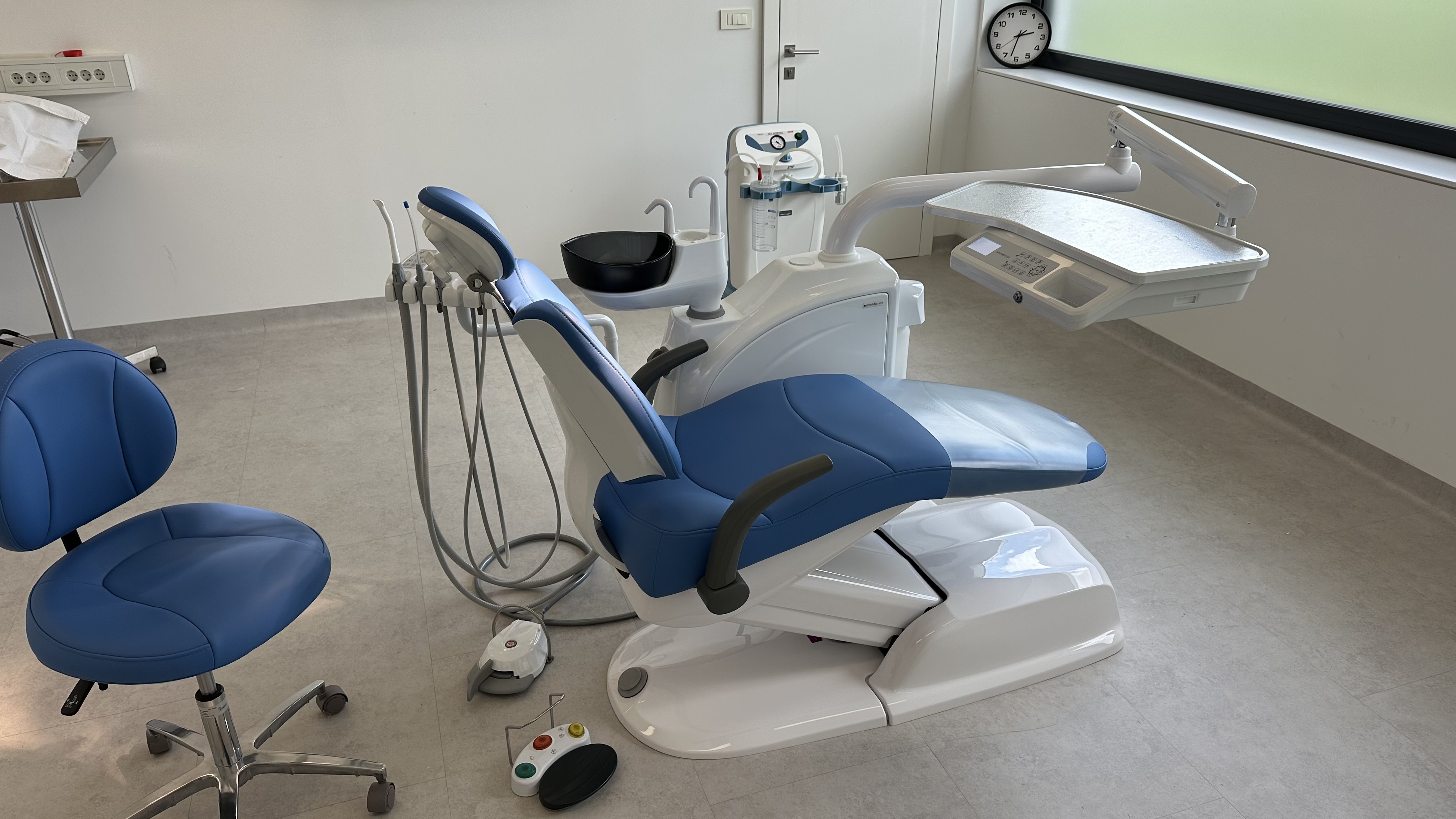 Simple & Smart za oralno kirurgijo 